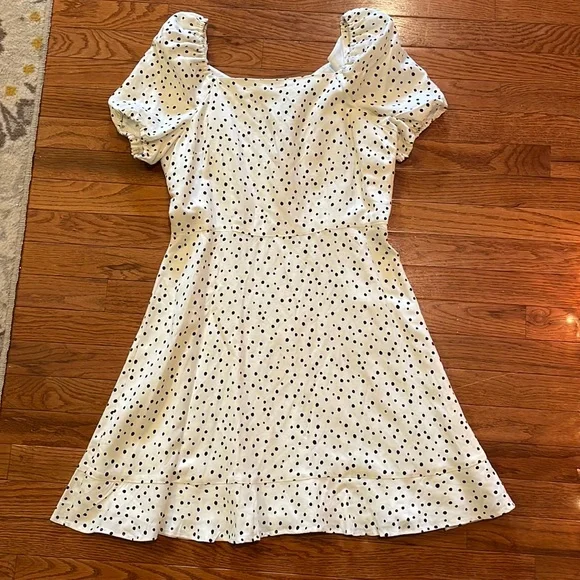 LOFT | Dresses | Loft Puff Sleeve Tie Back Dress White With Black Polka Dots Nwt Size 6 | Poshmark LOFT | Dresses | Loft Puff Sleeve Tie Back Dress White With Black Polka Dots Nwt Size 6 | Poshmark